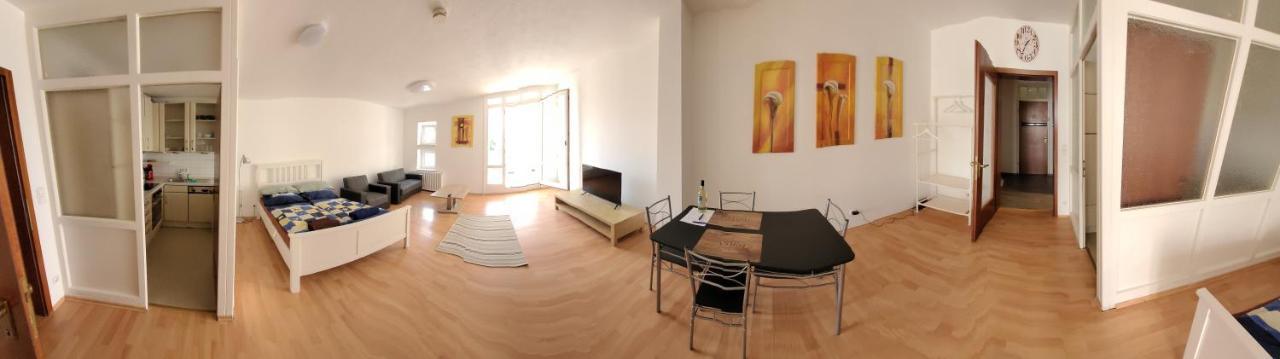 Ludwigsturm Appartement In Straubing Eksteriør billede